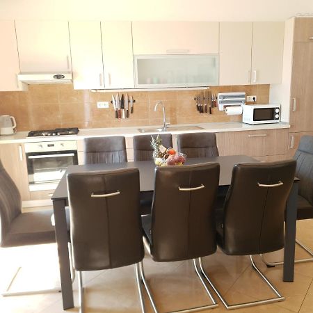 Apartment Tomo มาคาร์สกา ภายนอก รูปภาพ